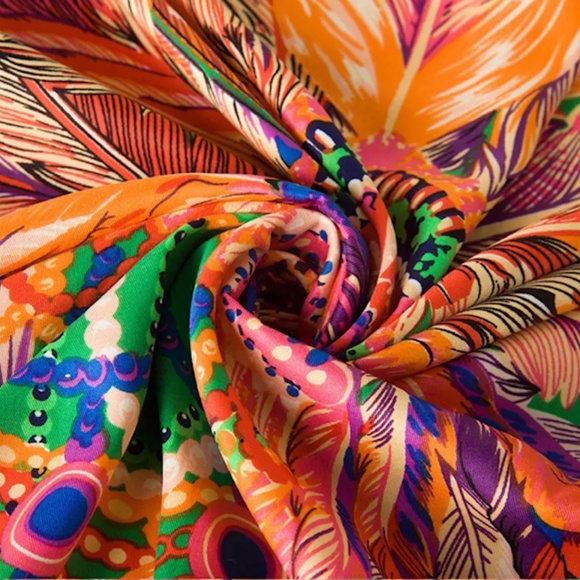 ‼️SALE‼️ NWT 100% PURE SILK PRINT SQUARE SCARF BIG STOLEN SHAWL - Picture 8 of 12